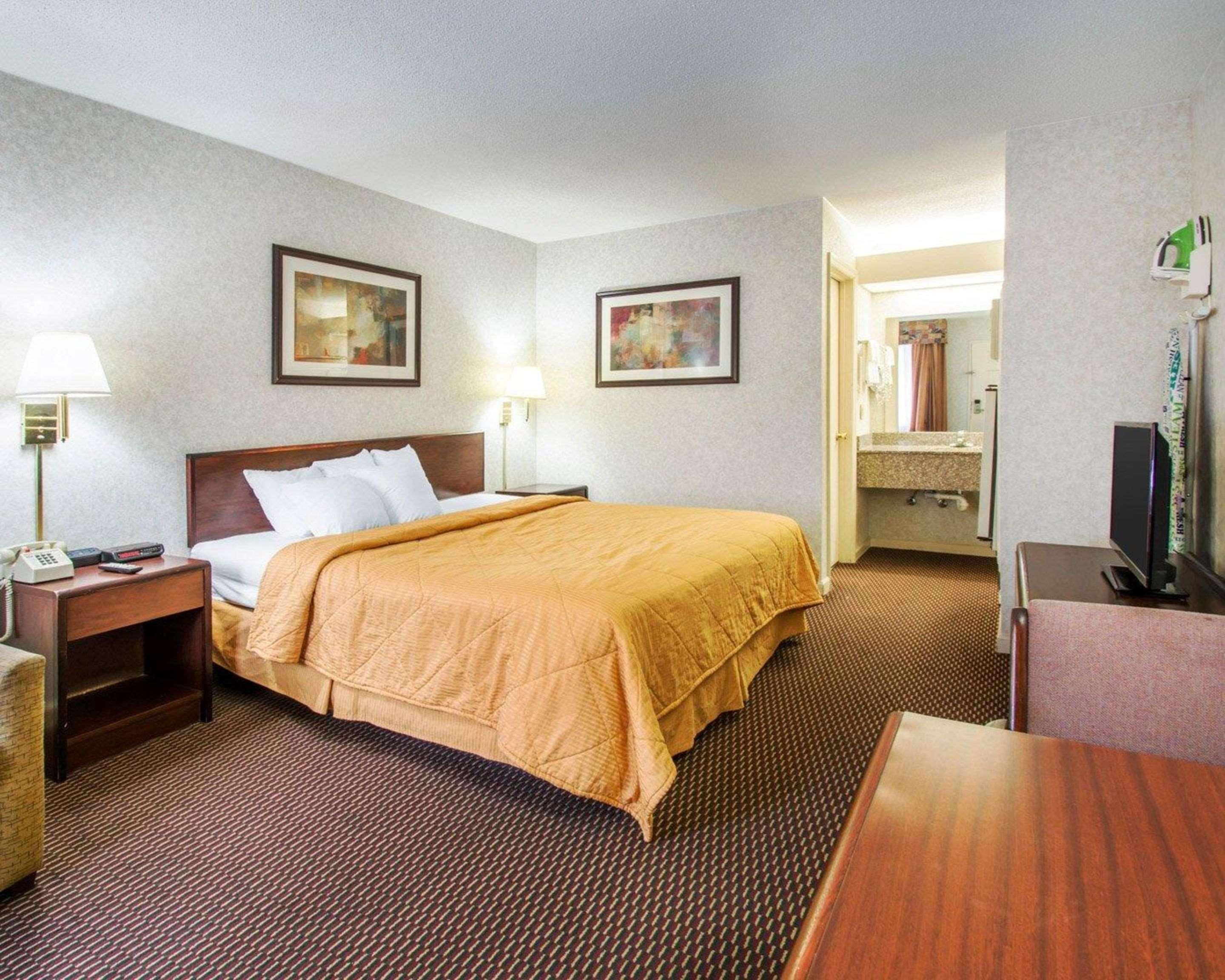 Econo Lodge Troy Esterno foto