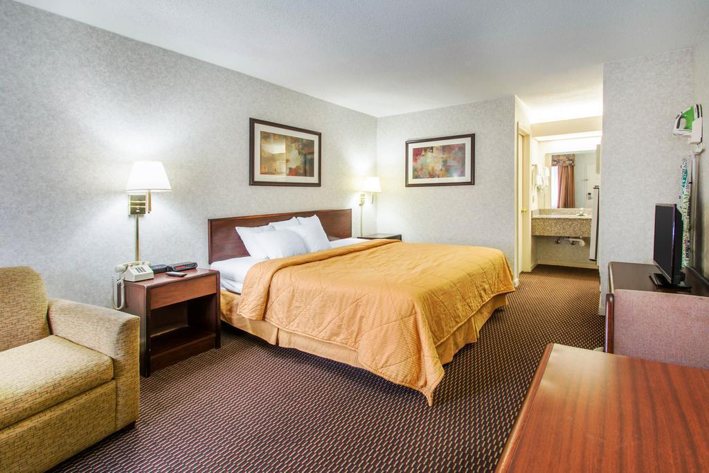 Econo Lodge Troy Esterno foto