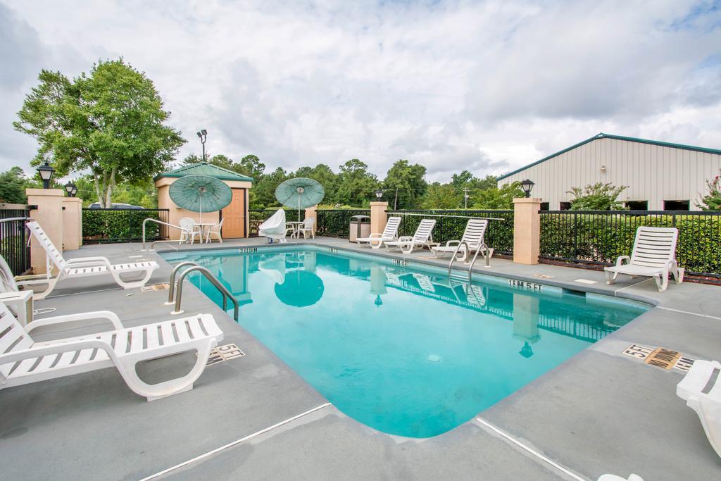 Econo Lodge Troy Esterno foto