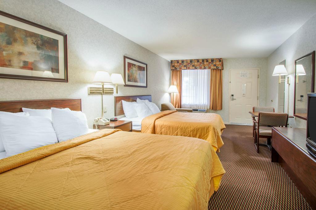 Econo Lodge Troy Esterno foto