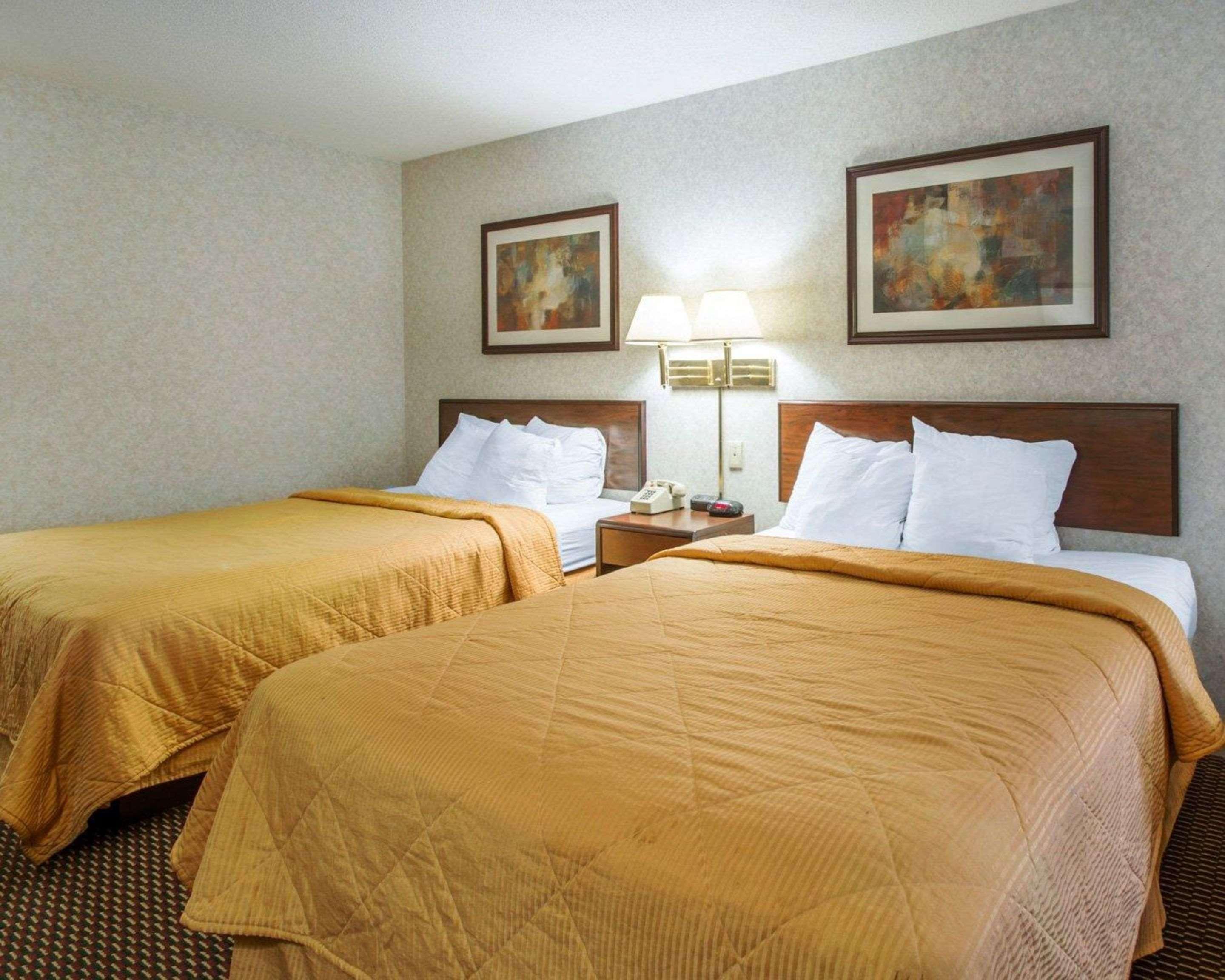 Econo Lodge Troy Esterno foto